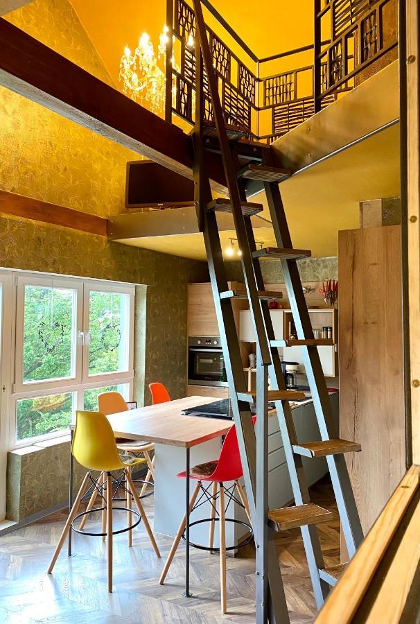 Hof Vierzehnender Im Hohen Venn - 70Qm Maisonette - 2 Schlafzimmer - Wohnkueche - Balkon Mit Grill - Monschau - Eifel - Hunde Willkommen - Islandpferde 외부 사진